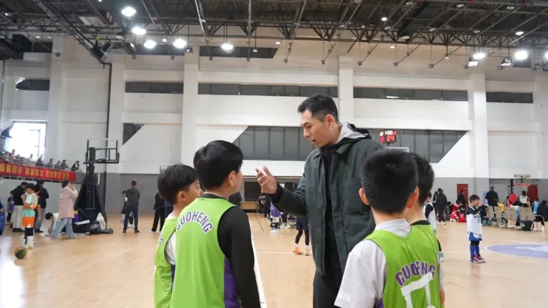 业余篮球爱好者如何成为优秀的替补球员_0